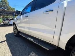 FORD - RANGER - 2018/2019 - Branca - R$ 156.900,00