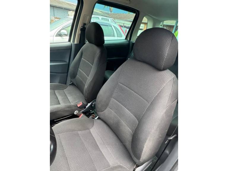 FIAT - IDEA - 2008/2009 - Branca - R$ 28.900,00