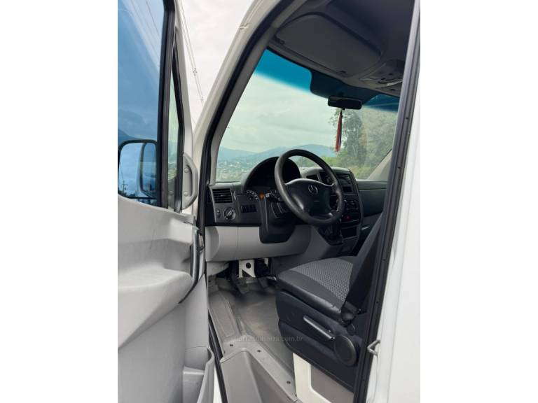MERCEDES-BENZ - SPRINTER - 2014/2015 - Branca - R$ 126.900,00