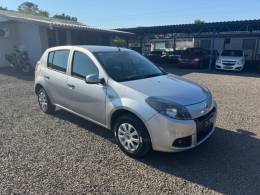 RENAULT - SANDERO - 2013/2014 - Prata - R$ 35.900,00