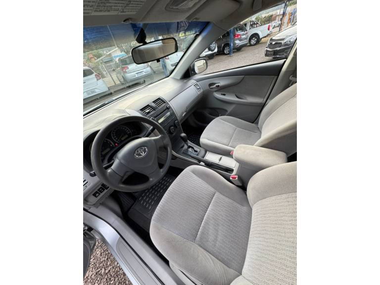 TOYOTA - COROLLA - 2009/2010 - Prata - R$ 57.900,00