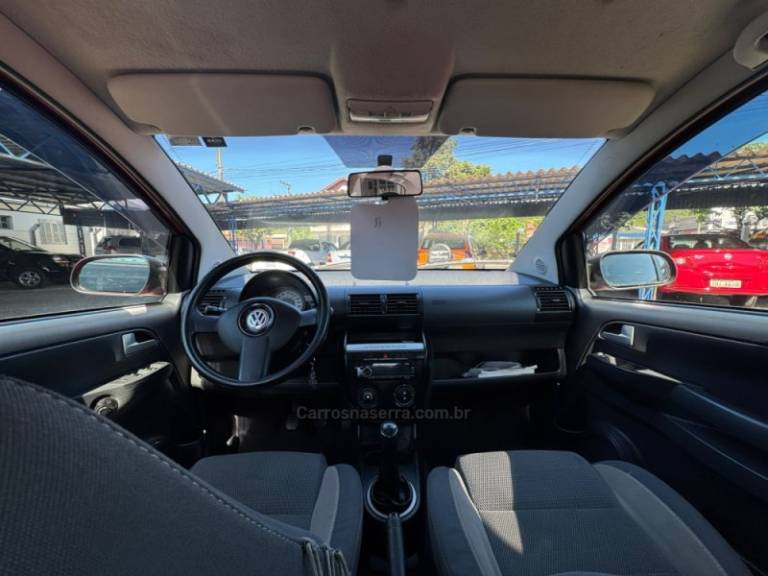 VOLKSWAGEN - CROSSFOX - 2007/2008 - Vermelha - R$ 34.900,00