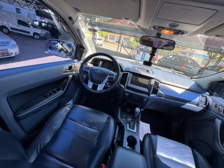 FORD - RANGER - 2018/2019 - Branca - R$ 156.900,00