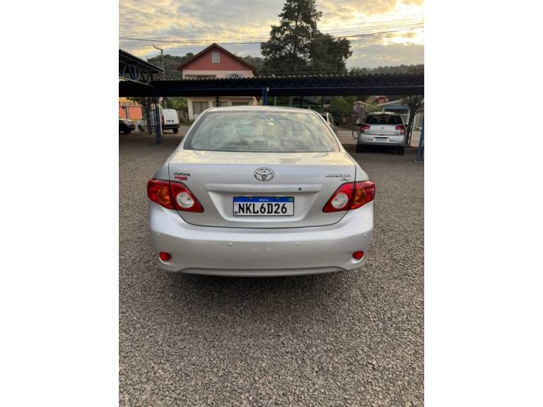 TOYOTA - COROLLA - 2009/2010 - Prata - R$ 57.900,00