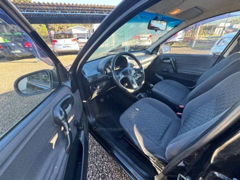 CHEVROLET - CLASSIC - 2008/2008 - Preta - R$ 21.900,00
