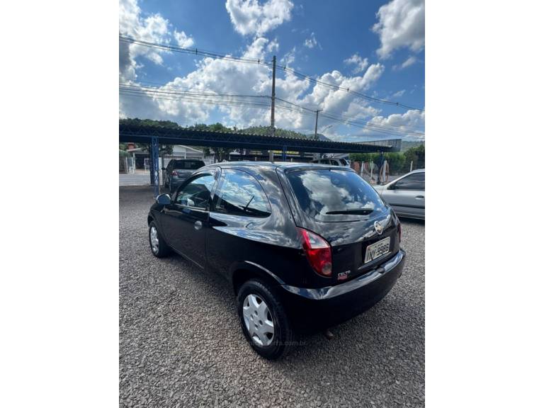 CHEVROLET - CELTA - 2007/2008 - Preta - R$ 21.900,00