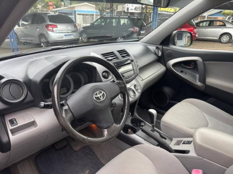 TOYOTA - RAV4 - 2008/2008 - Preta - R$ 46.900,00