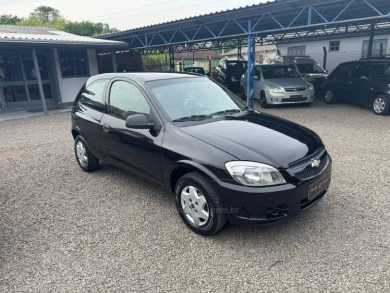 CHEVROLET - CELTA - 2012/2013 - Preta - R$ 28.900,00