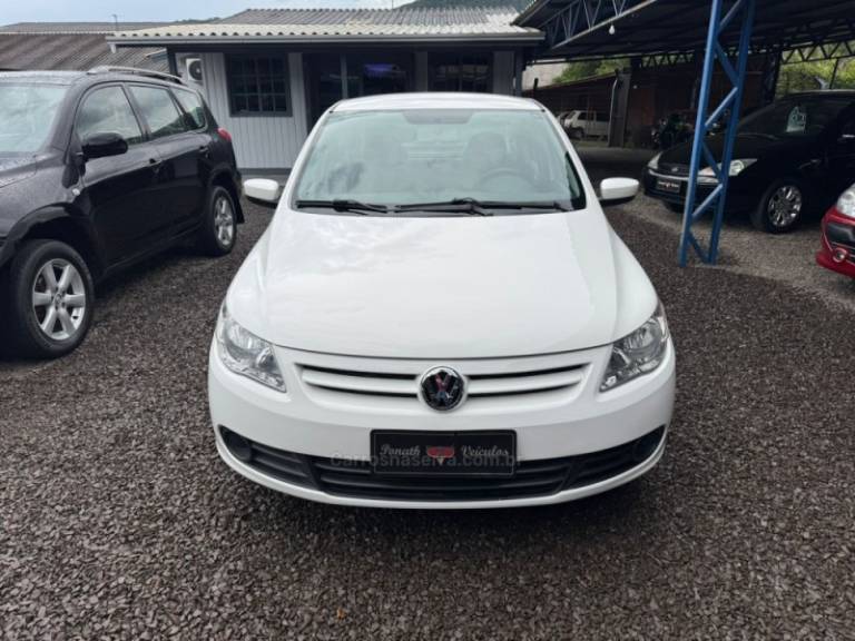 VOLKSWAGEN - VOYAGE - 2009/2009 - Branca - R$ 32.900,00