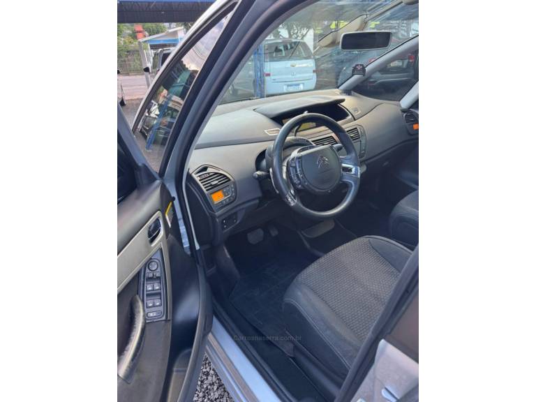CITROËN - C4 PICASSO - 2011/2012 - Prata - R$ 34.900,00