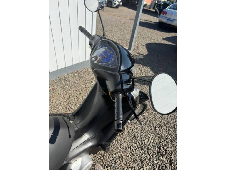 HONDA - BIZ 125 - 2013/2014 - Preta - R$ 11.900,00
