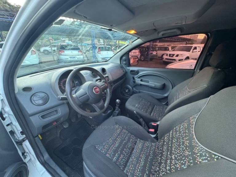 FIAT - FIORINO - 2014/2015 - Branca - R$ 53.900,00