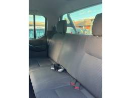 NISSAN - FRONTIER - 2015/2015 - Branca - R$ 104.900,00