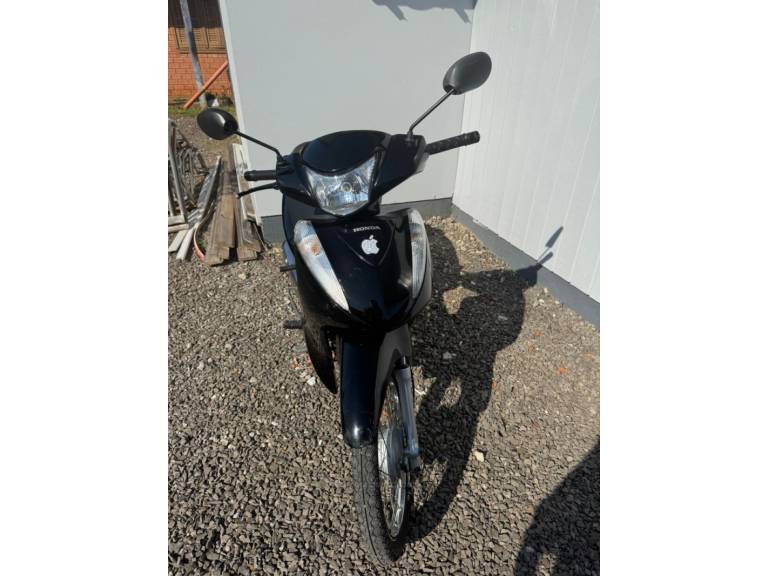 HONDA - BIZ 125 - 2013/2014 - Preta - R$ 11.900,00