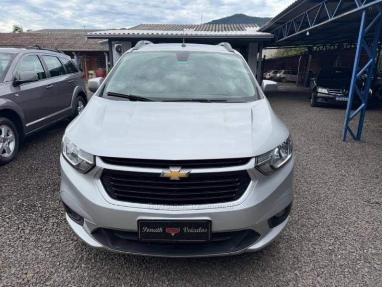 CHEVROLET - SPIN - 2018/2019 - Prata - R$ 65.900,00