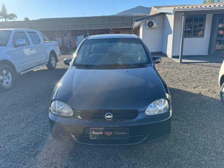CHEVROLET - CLASSIC - 2008/2008 - Preta - R$ 21.900,00