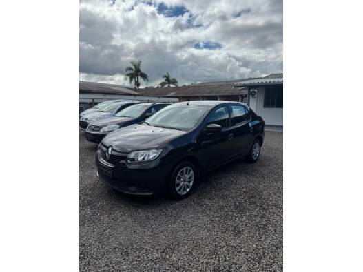 RENAULT - LOGAN - 2017/2018 - Preta - R$ 42.900,00