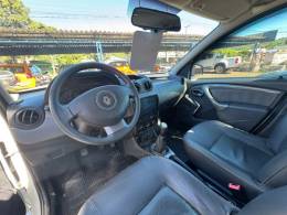 RENAULT - DUSTER - 2013/2014 - Branca - R$ 56.900,00