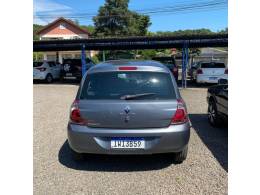 RENAULT - CLIO - 2015/2015 - Cinza - R$ 31.900,00